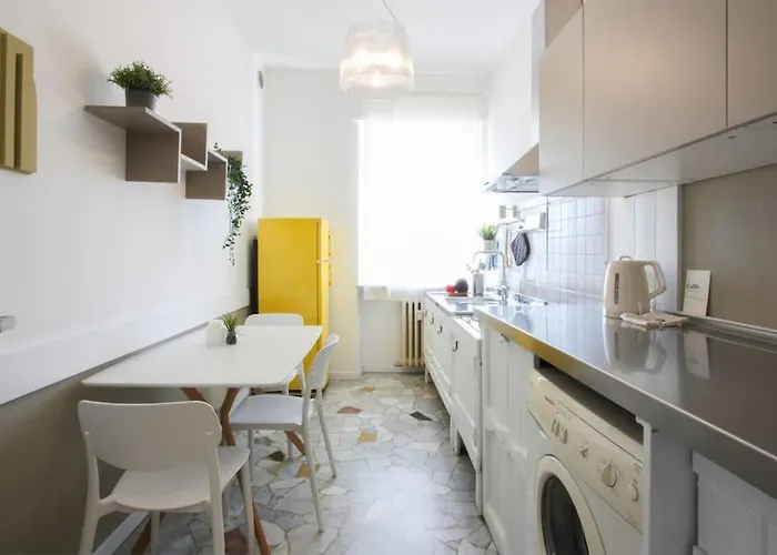 Apartment Primaticcio Metro E Aria Condizionata Milan